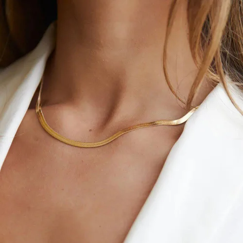 Miniatura 4 de Honsny Collares de oro con inicial para mujer, delicado colgante de letra cuadrada de serpiente de oro de 18 quilates, collar de gargantilla