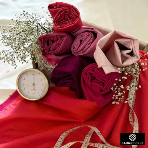Miniatura 6 de Fabric Mart Direct The Yard, tela Dupioni de seda rosa, oro por The Yard, 2 yardas continuas 41 pulgadas de ancho Slubbed Dupioni Silk Solid