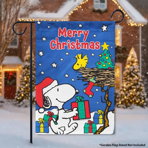 Miniatura 4 de Flagology, PEANUTS Merry Christmas Snoopy and Woodstock - Bandera de jardín de 12 x 18 pulgadas, bandera para exteriores, tela exclusiva de primera