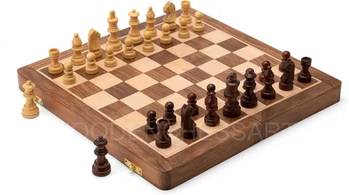 Miniatura 2 de Tablero de ajedrez plegable de madera magnético hecho a mano con almacenamiento para 32 ajedrez (7 x 7 pulgadas)