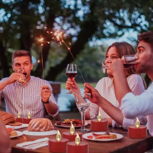 Miniatura 2 de Velas de Té Sin Llama Paquete de 24 Velas LED Votivas Eléctricas que Funcionan con Batería Velas Falsas Parpadeo Realista y Más de 200 Horas de Rojo