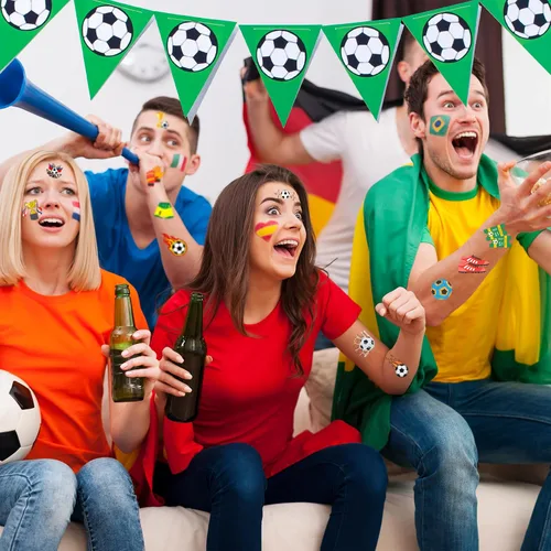 Miniatura 6 de 96 tatuajes temporales de fútbol para niños, calcomanías de fiesta deportiva con pelotas de fútbol y jugadores, divertidos recuerdos de fiesta