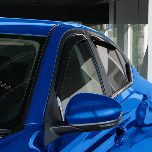 Miniatura 5 de Goodyear Deflectores de ventana de canal inastillables para Nissan Altima 2019-2026, protectores de lluvia, viseras de ventana para automóviles