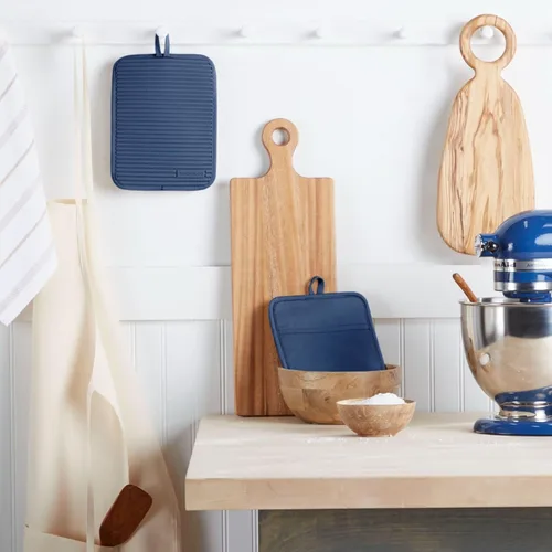 Miniatura 2 de KitchenAid - Juego de agarraderas de silicona suave y acanalada, azul Willow, 7 x 9 pulgadas Willow azul