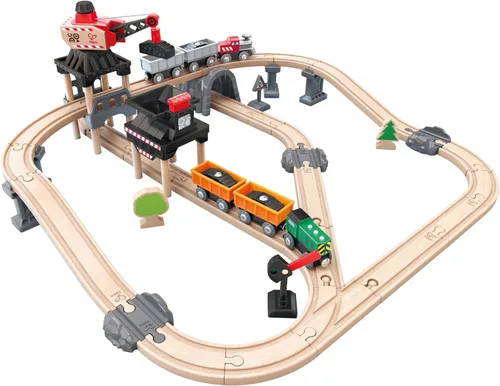 Hape Juego de grúa y tren de carga | Juego de juguetes de ferrocarril de madera con grúa magnética, cargador accionado por botones y señal de riel