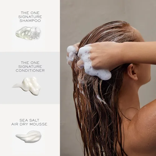 Miniatura 6 de Kristin Ess Hair The One Signature Set – Champú sin sulfato ligeramente aclarante, acondicionador hidratante + textura de sal marina al aire seco