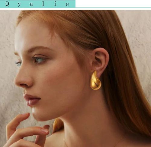Miniatura 3 de Qyalie Aretes de aro de oro grueso para mujer, aretes de lágrima de moda, grandes, gruesos, ligeros, chapados en oro de 18 quilates, joyería