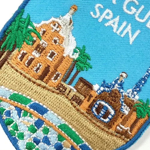 Miniatura 5 de A-ONE Barcelona Park Güell Lizard España 3D Home Round Freezer Magnet 1PC+Park Guell Landscape Iron On Patch 1PC Imán de nevera de ciudad, parche