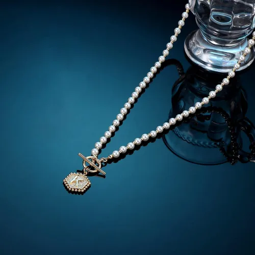 Miniatura 6 de Collar de perlas con inicial de oro para mujer, chapado en oro de 14 quilates, hecho a mano de 0.197in, collar de perlas de imitación redondo