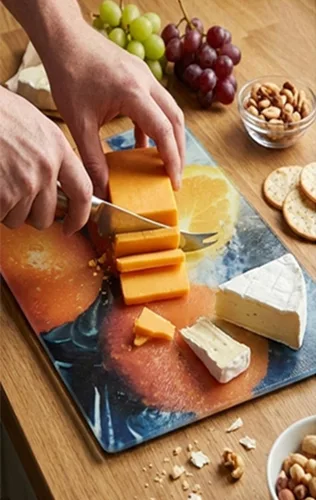 Miniatura 2 de Tabla de cortar de queso de vidrio templado de 12x8 para cocina, barra de arte, preparación, color naranja