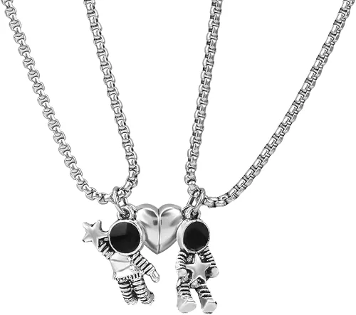 RUIZHEN 2 collares magnéticos de astronauta para parejas atracción mutua collares a juego colgantes de astronauta espacial collar para el día de San