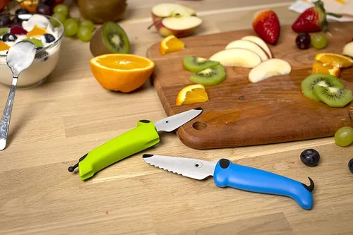 Miniatura 5 de Kuhn Rikon Kinderkitchen Juego de cuchillos de chef para niños de 6 pulgadas, 2 piezas, verde/azul, borde recto y cuchillo dentado, herramienta