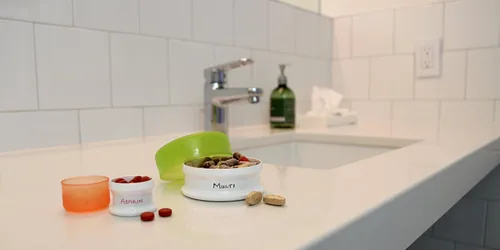 Miniatura 14 de Humangear GoTubb – Recipientes de almacenamiento para aperitivos, artículos pequeños esenciales y equipo de viaje, hechos de materiales seguros