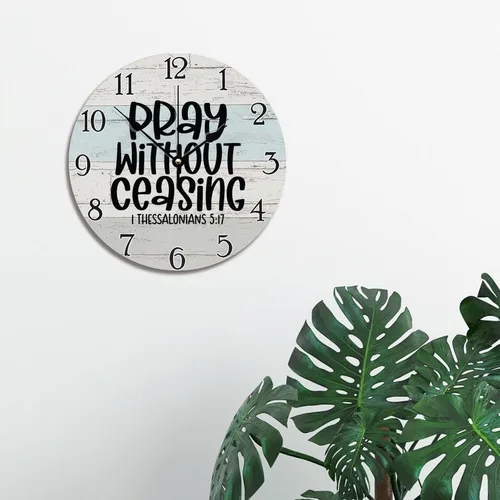 Miniatura 3 de Reloj de pared con versículo bíblico, arte religioso, reloj de madera, texto inspirador cristiano, reloj de madera rústico personalizado para ella
