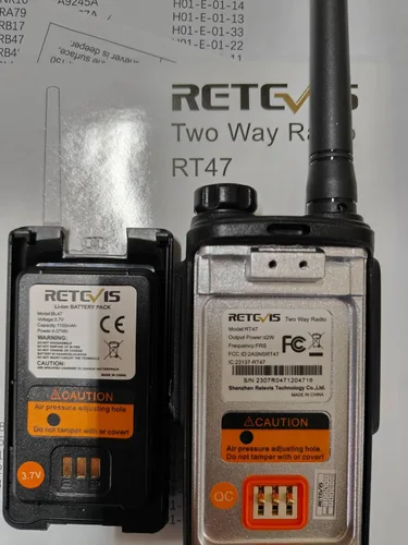 Miniatura 5 de Retevis RT47 IP67 - Radio de 2 vías impermeable IP67, radio bidireccional resistente con micrófono, totalmente a prueba de polvo, resistente al Negro