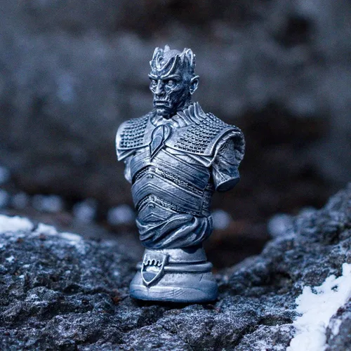 Miniatura 7 de USAOPOLY Juego de Ajedrez de Coleccionista de Juego de Tronos 32 piezas de ajedrez personalizadas de personajes de TV de HBO 2 jugadores A
