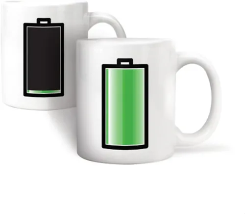 Miniatura 7 de Kikkerland Pixel Heart Morphing - Taza que cambia de color reacciona al calor, regalo divertido para café, cacao caliente y bebidas calientes