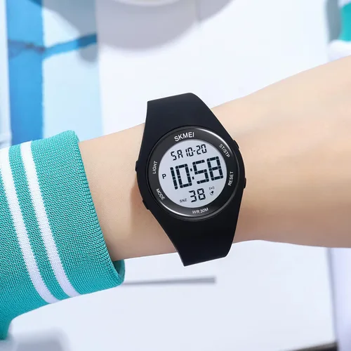 Miniatura 4 de CakCity Relojes deportivos digitales para niños y niñas, relojes impermeables para exteriores, con cronómetro, reloj de pulsera para niños de 5 a 13