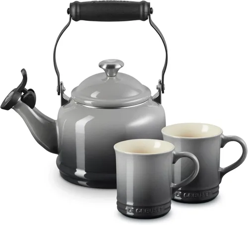 Miniatura 9 de Le Creuset Juego de 2 tazas de esmalte en acero con acabados metálicos y cerámica, 1.25 cuartos de galón de agua y (2) tazas de 14 onzas