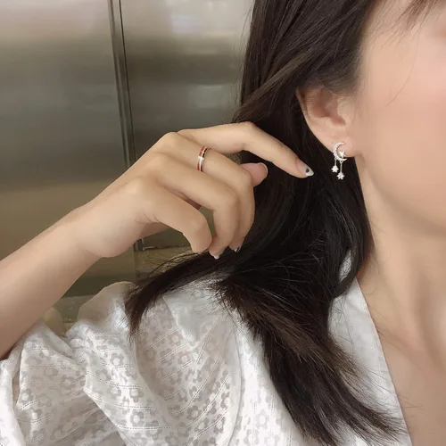 Miniatura 4 de Reffeer 925 Sterling Silver Crescent Moon Star Earrings Studs for Women Teen Girls CZ Moon Studs Earrings Star Tassel Earrings