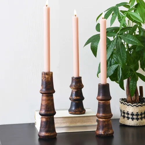 Miniatura 2 de Main + Mesa Juego de 3 portavelas cónicos de madera