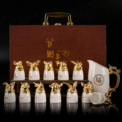 Miniatura 11 de Doce signos del zodíaco chino, 13 piezas, juegos de bar, licor de vino, porcelana, 1 pote y 12 tazas, juego de obras de arte hechas a mano, Rojo