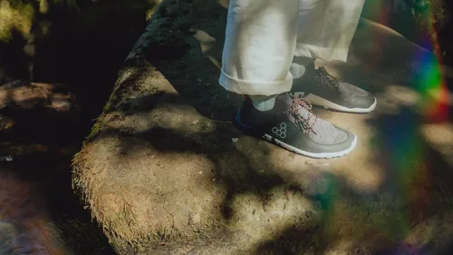 Miniatura 7 de Vivobarefoot Tracker Decon Low FG2, botas de senderismo para hombre con suela firme y protección térmica