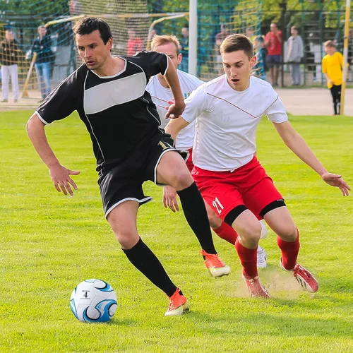 Miniatura 4 de Lunmon 12 pelotas de fútbol a granel con 2 bombas, tamaño oficial, pelota de fútbol desinflada para interior y exterior, juego deportivo