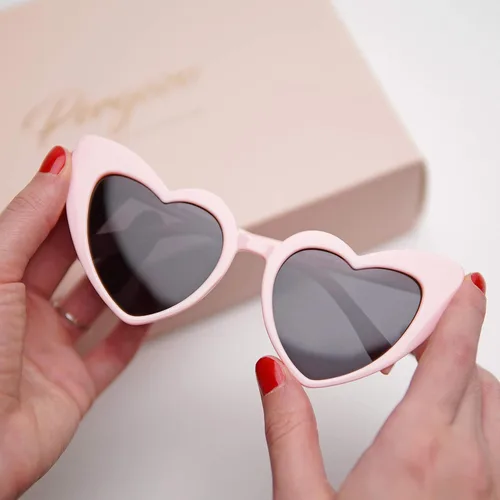 Miniatura 9 de Pergozo Gafas de sol de soltera con corazón rosa