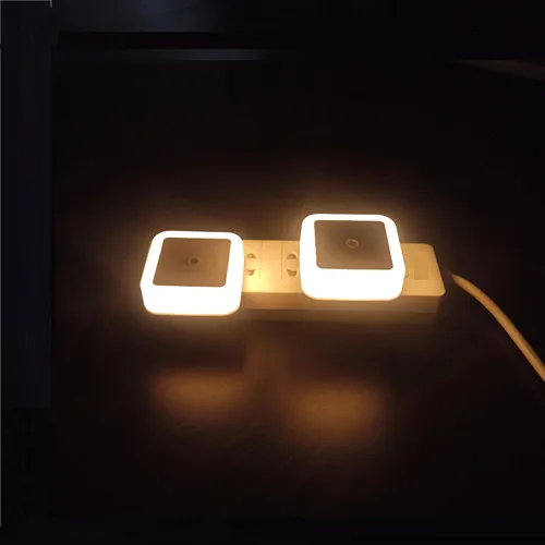 Miniatura 9 de Othmro Paquete de 4 luces nocturnas enchufables, sensor LED cálido automático del atardecer al amanecer, lámpara de mesita de noche pequeña