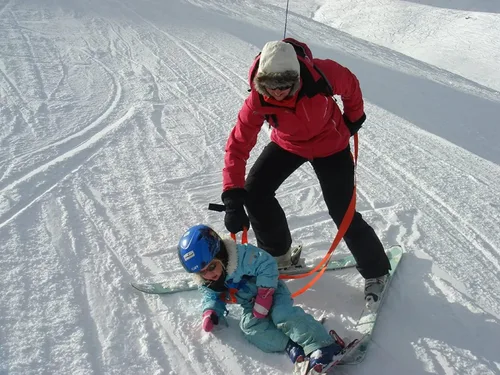 Miniatura 6 de skiguard Entrenador de arnés de esquí para niños: ayuda a los niños pequeños a aprender a esquiar con apoyo, arnés de esquí infantil con mochila