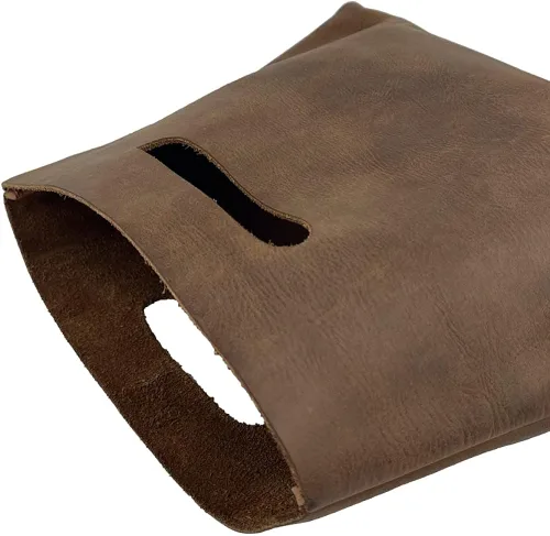 Miniatura 4 de Hide & Drink, Bolso minimalista hecho a mano de cuero de grano completo y piel de oveja