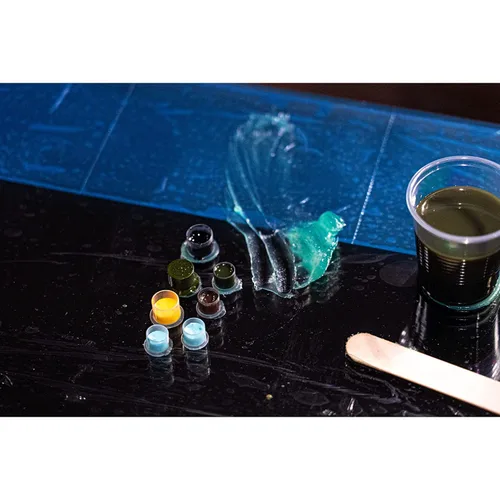Miniatura 4 de INK-EEZE Paquete de Pomada para Tatuajes Verde 2-Pack, Para Artistas y Cuidado Posterior, Vegano, Sin Crueldad, Hecho en EE. UU., 2 envases de 16 oz