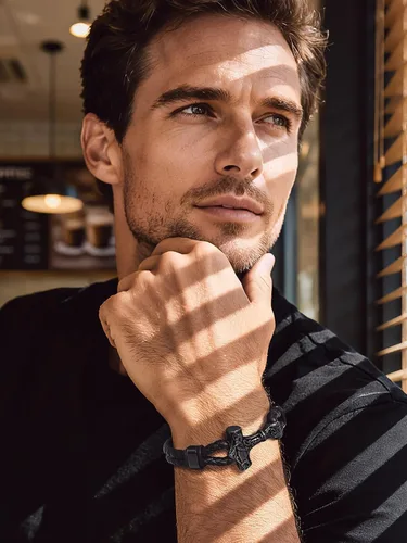 Miniatura 5 de Bandmax Pulsera trenzada de cuero negro para hombre con colgante gótico punk, pulsera de cuero con hebilla de acero inoxidable, paquete de regalo