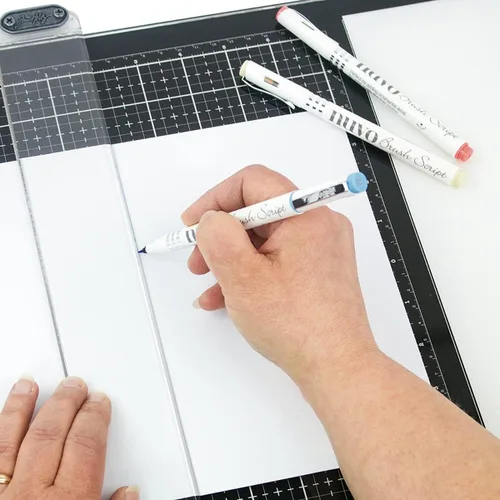 Miniatura 7 de Tim Holtz - Alfombrilla de corte de vidrio, superficie de trabajo grande con rejilla de medición de 12 x 14 pulgadas y paleta para pintura, tinta