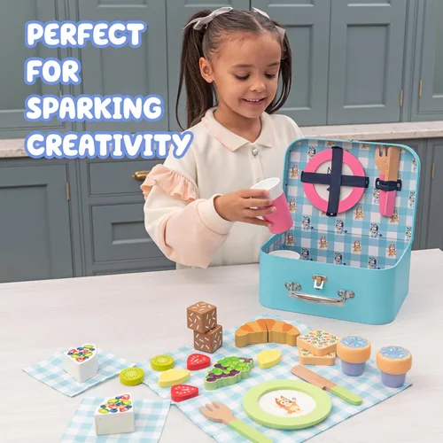 Miniatura 4 de 8th Wonder Wooden Bluey Toys - Estuche de transporte de picnic, 30 piezas de cesta de picnic con cubiertos y accesorios de alimentos, juguetes