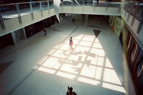 Miniatura 6 de Película de cine Amber 800 de 35mm a color negativo, 27 exposiciones, ISO800, 135, estilo cinematográfico, estilo de película de movimiento