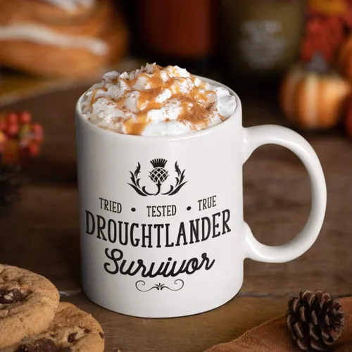 Miniatura 5 de Droughtlander Survivor Mug Relief Parody for Outlander Fan for Her Funny 11 o 15 oz. Serie de TV Scottish Highlander Taza de té de cerámica blanca