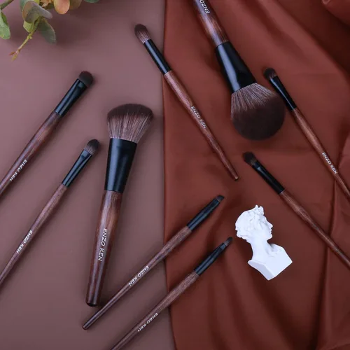 Miniatura 7 de Juego de brochas de maquillaje de bambú profesional, juego de brochas de maquillaje Sable con estuche de Luxury ENZO KEN, juego de brochas