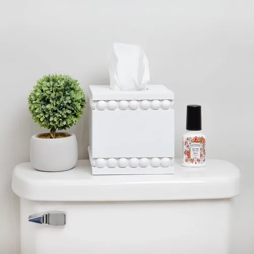 Miniatura 9 de AuldHome Design Cubierta cuadrada para caja de pañuelos con cuentas (blanca); soporte de pañuelos de madera rústico de granja