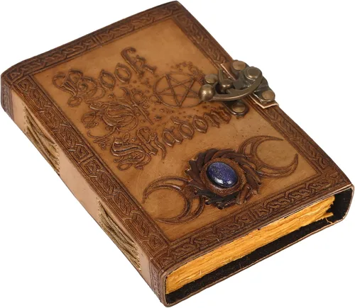 Book of Shadows - Diario Grimorio – 200 páginas de papel antiguo con borde deckle con triple luna, pentagrama, cubierta de cuero con cierre de