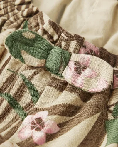 Miniatura 2 de Gymboree Pantalones cortos para niñas y niños pequeños