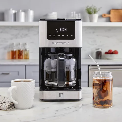 Miniatura 8 de West Bend Cafetera de goteo que prepara caliente o helado, programable con selector de fuerza de preparación, apagado automático y 6 funciones