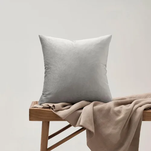 Miniatura 9 de GIGIZAZA - Fundas de almohada decorativas de terciopelo gris plateado de 18 x 18 pulgadas para sofá cama, paquete de 2 fundas de cojín suaves Gris