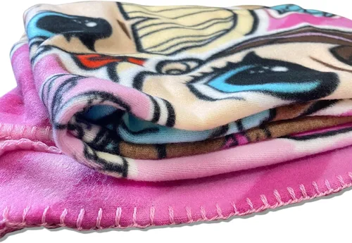 Miniatura 2 de The Snuggle is Real Surprise Doll - Manta de forro polar suave (Run The World)