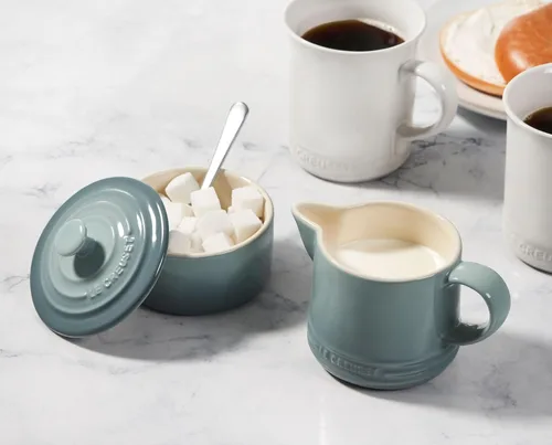 Miniatura 5 de Le Creuset Stoneware Signature, Artichaut Cream & Sugar Set, Crema: 10.1 fl oz, Azúcar: 8oz