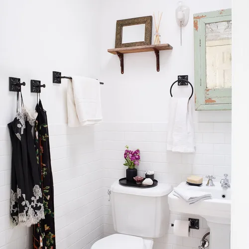Miniatura 9 de Autumn Alley Juego de papel higiénico y toallero de baño, accesorios de baño modernos para montaje en pared, accesorios negros, 2 piezas, soporte