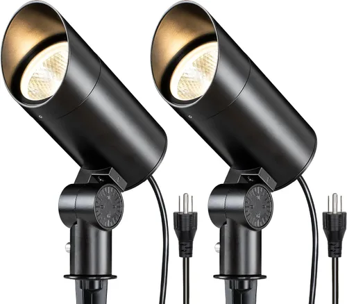 SUNVIE - Paquete de 2 focos LED para exteriores de 30 W, foco ultrabrillante de 120 V, 3000 lm, con poste de bandera de metal, luz de inundación