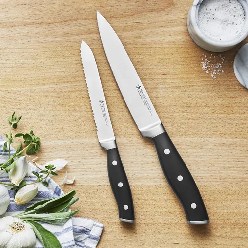 Miniatura 2 de HENCKELS Forged Accent Razor-Sharp - Juego de cuchillos de chef compactos de 2 piezas, cuchillo de ingeniería alemana informado por más de 100 años