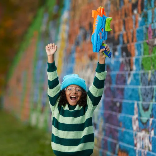 Miniatura 6 de Nerf Elite Jr Ultimate Starter Set, 2 lanzadores de espuma de juguete fáciles de jugar, 15 dardos Nerf Elite, 2 objetivos, juegos al aire libre